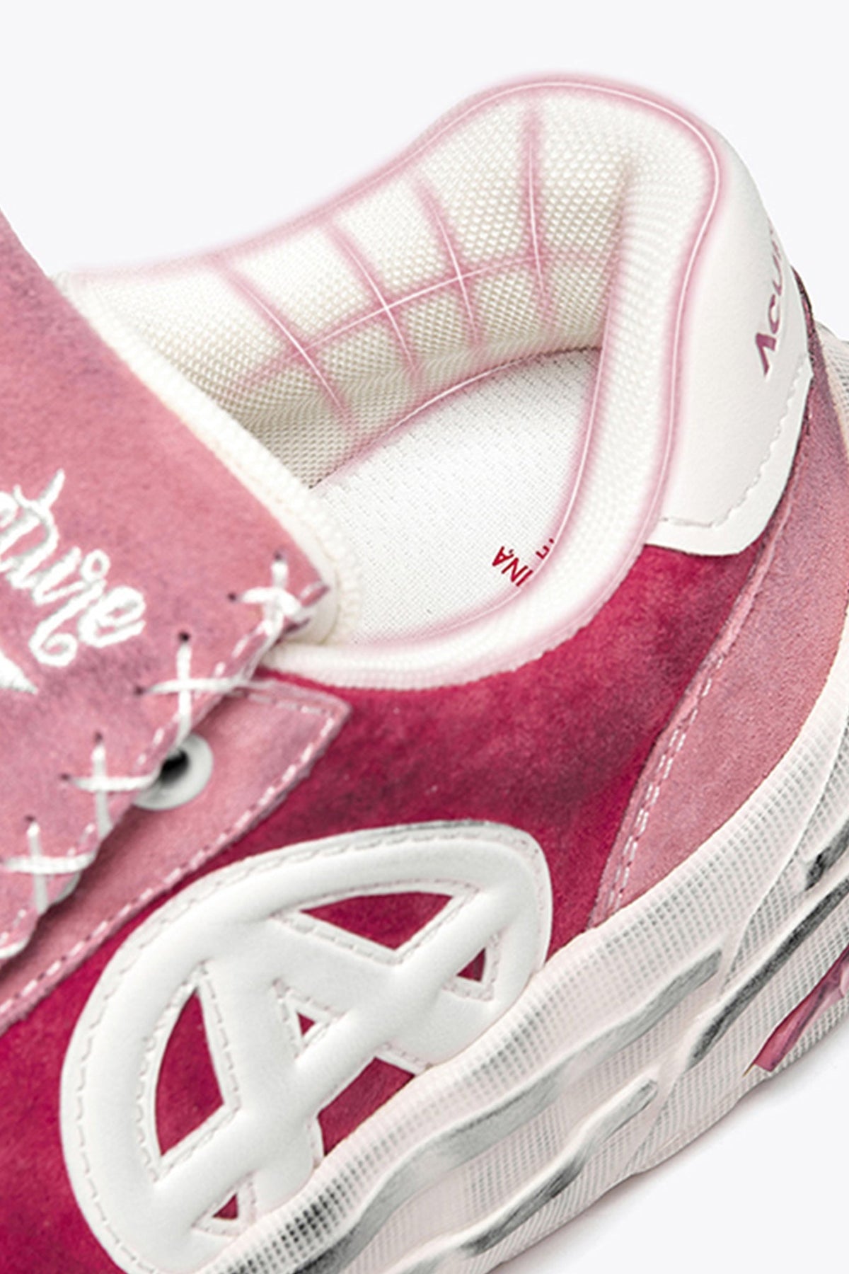 Distort Stitch Pink — construction detail close-up