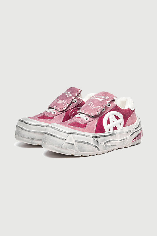 Distort Stitch Pink — three-quarter product