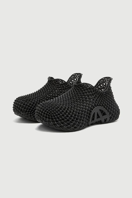 Exosonic Black — three-quarter product