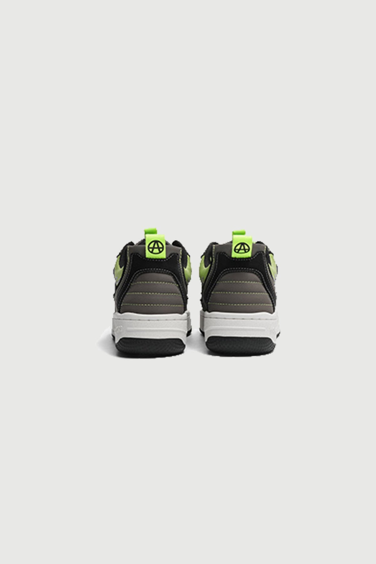 Curb Outline Dark Green — rear
