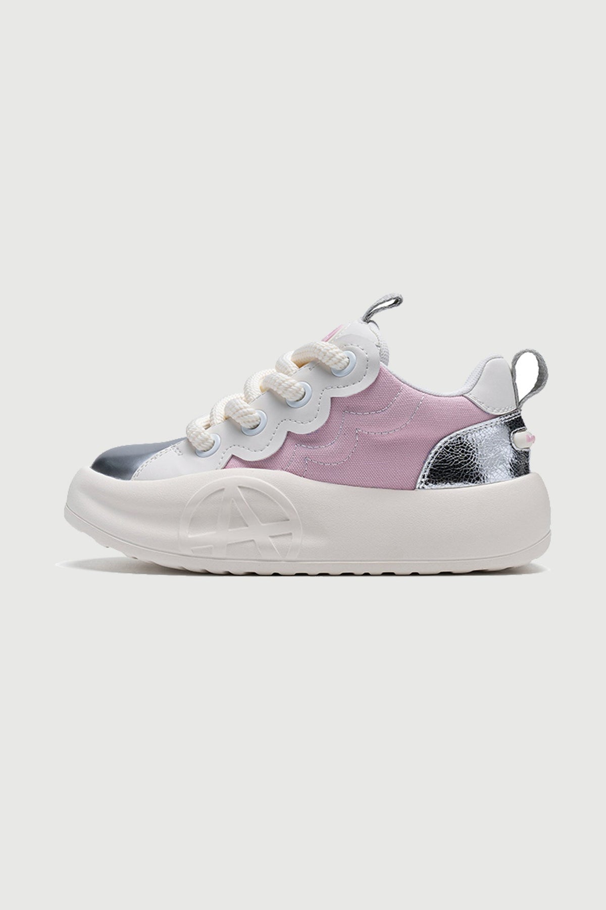 NYUE Undra Silver Pink — side view