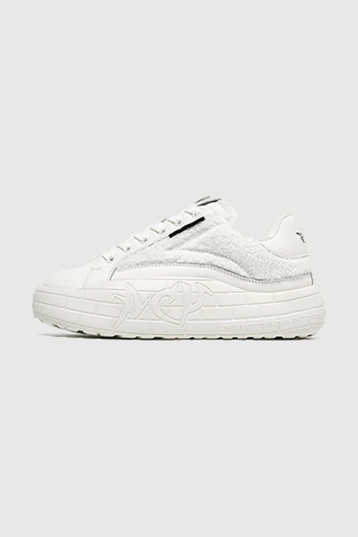 NYU Vulc Fleuri White — side view