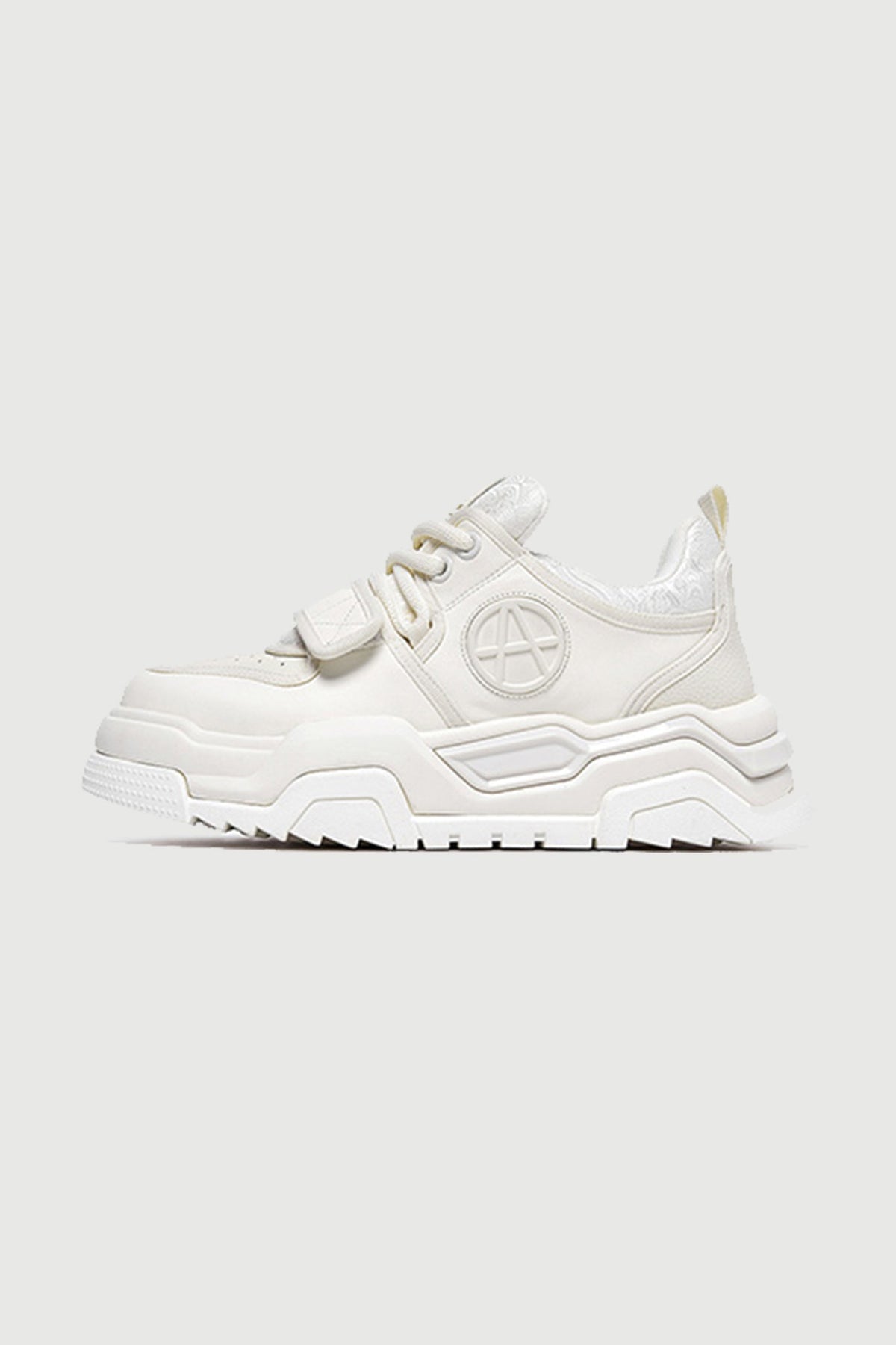 Distort Strap White — side view
