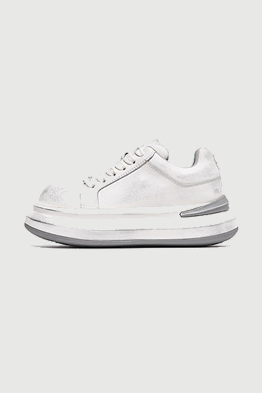 Bass Low Distressed White — side view