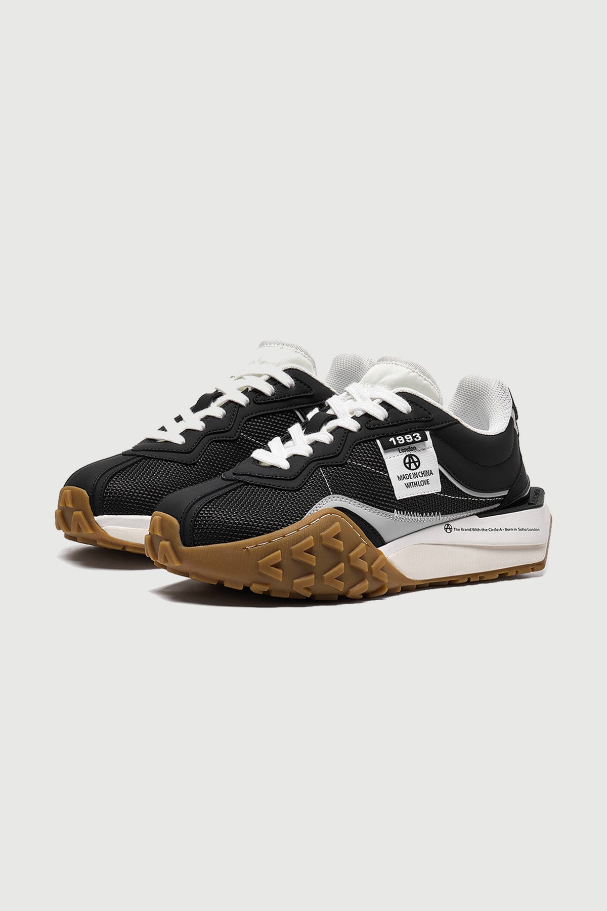 Delta Label Black — three-quarter product