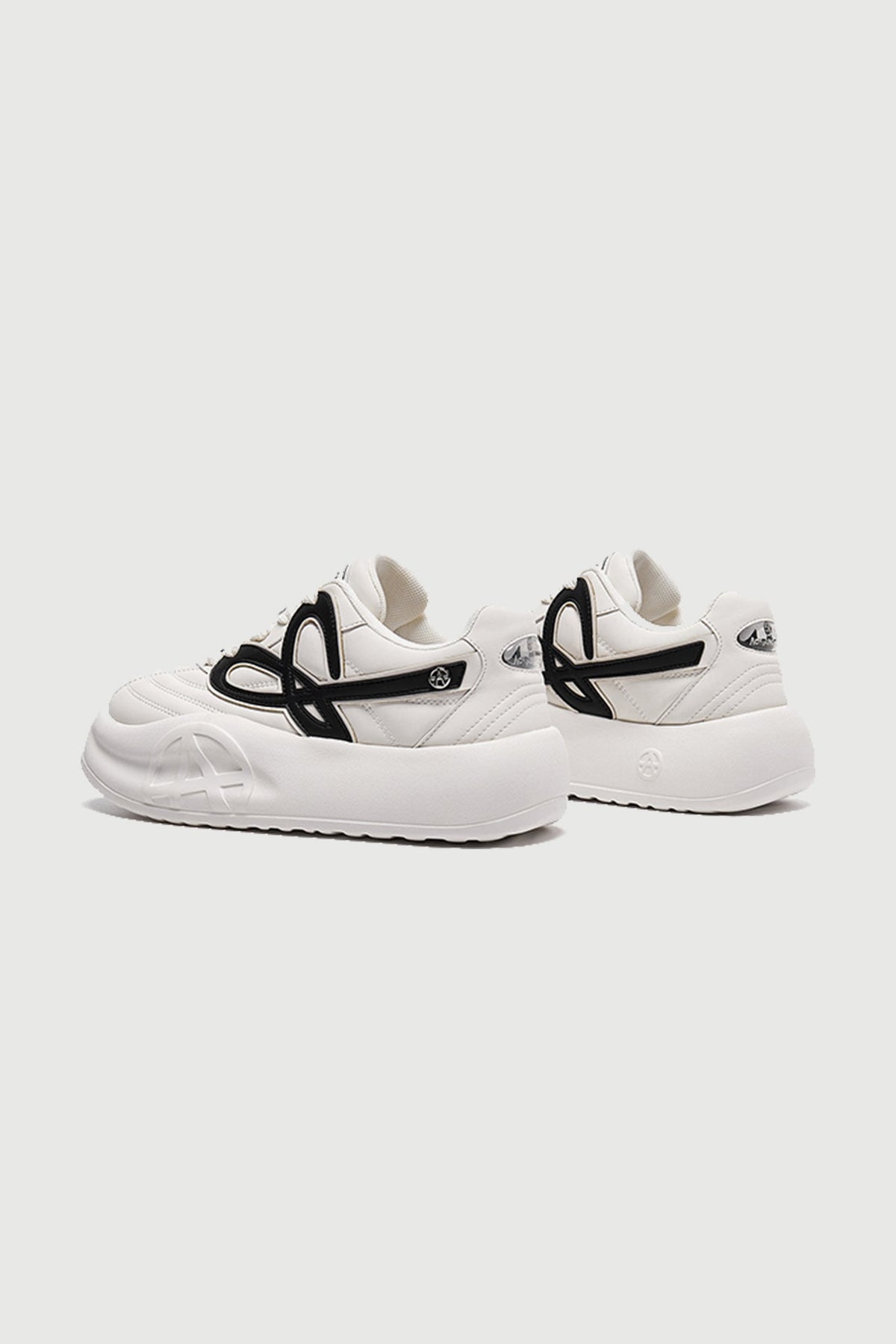 NYUE Loop White — product detail